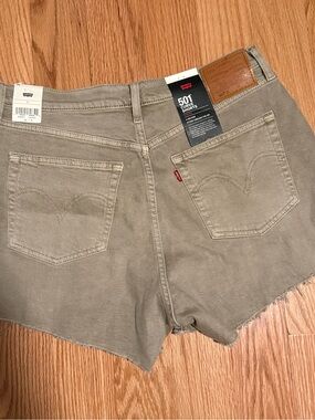 Levi's 501® Women's Cutoff Jean Shorts in Taupe